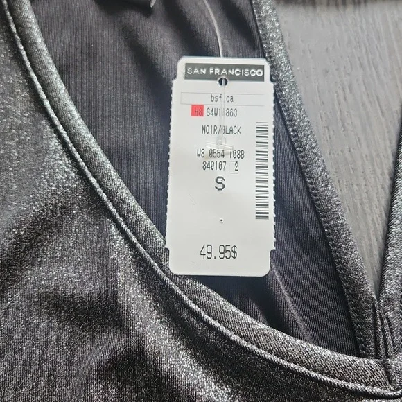 Tops - Picture 3 of 3